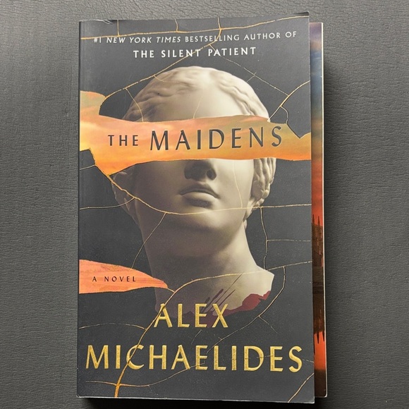 The Maidens by Alex Michaelides - Black and Orange Cover - Picture 1 of 2